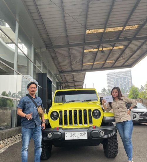 mobil jeep mt haryono (4)